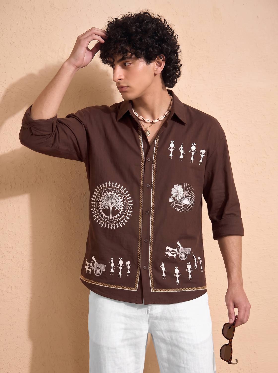 SRI VENKATESWARA FASHION Men Relaxed Fit Graphic Print Casual Shirt - Image 3