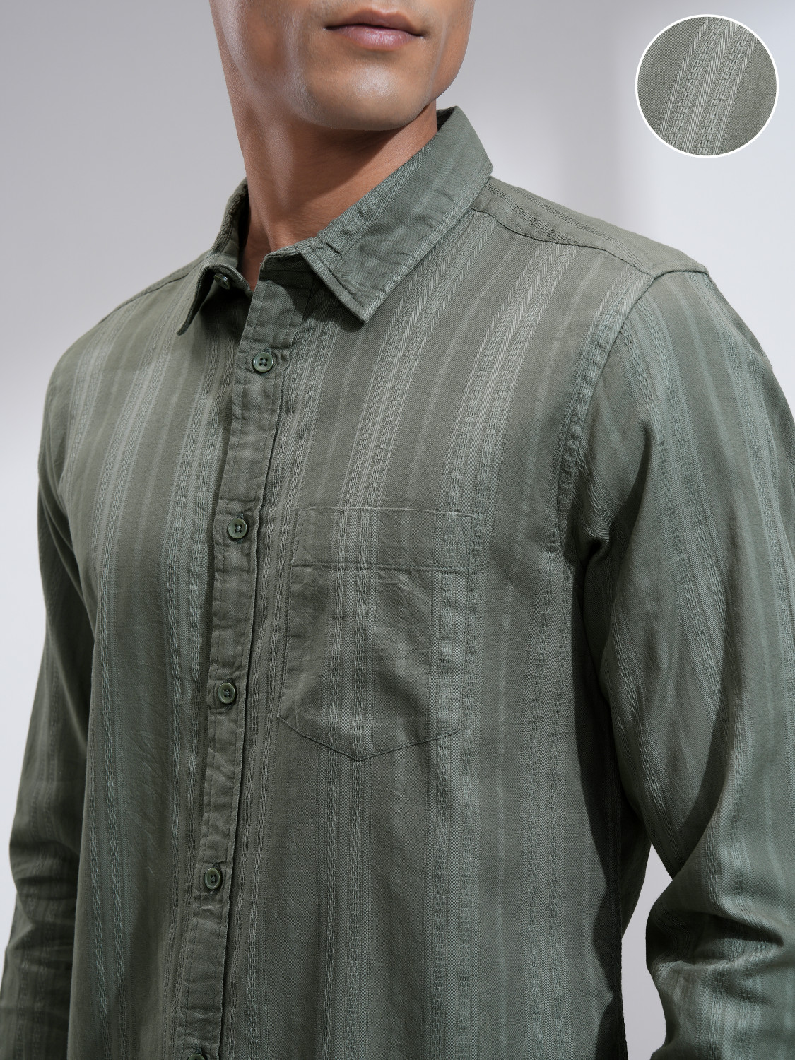 Image of HIGHLANDER Men Slim Fit Striped Cut Away Collar Casual Shirt