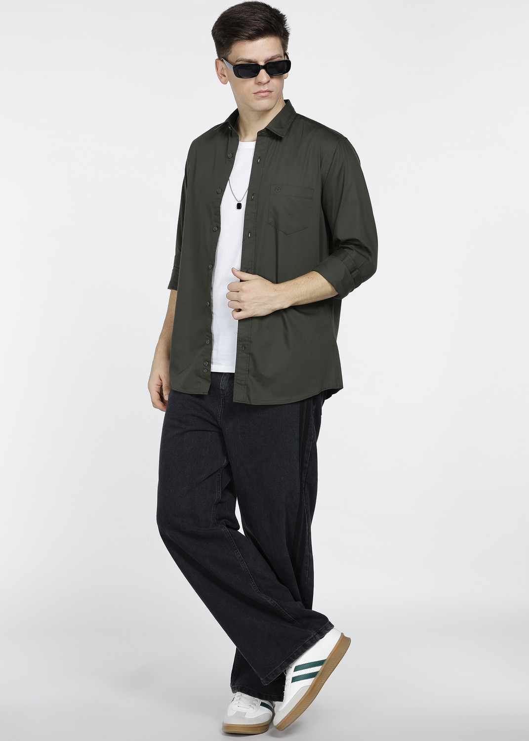 Image of PETER ENGLAND Men Solid Casual Dark Green Shirt