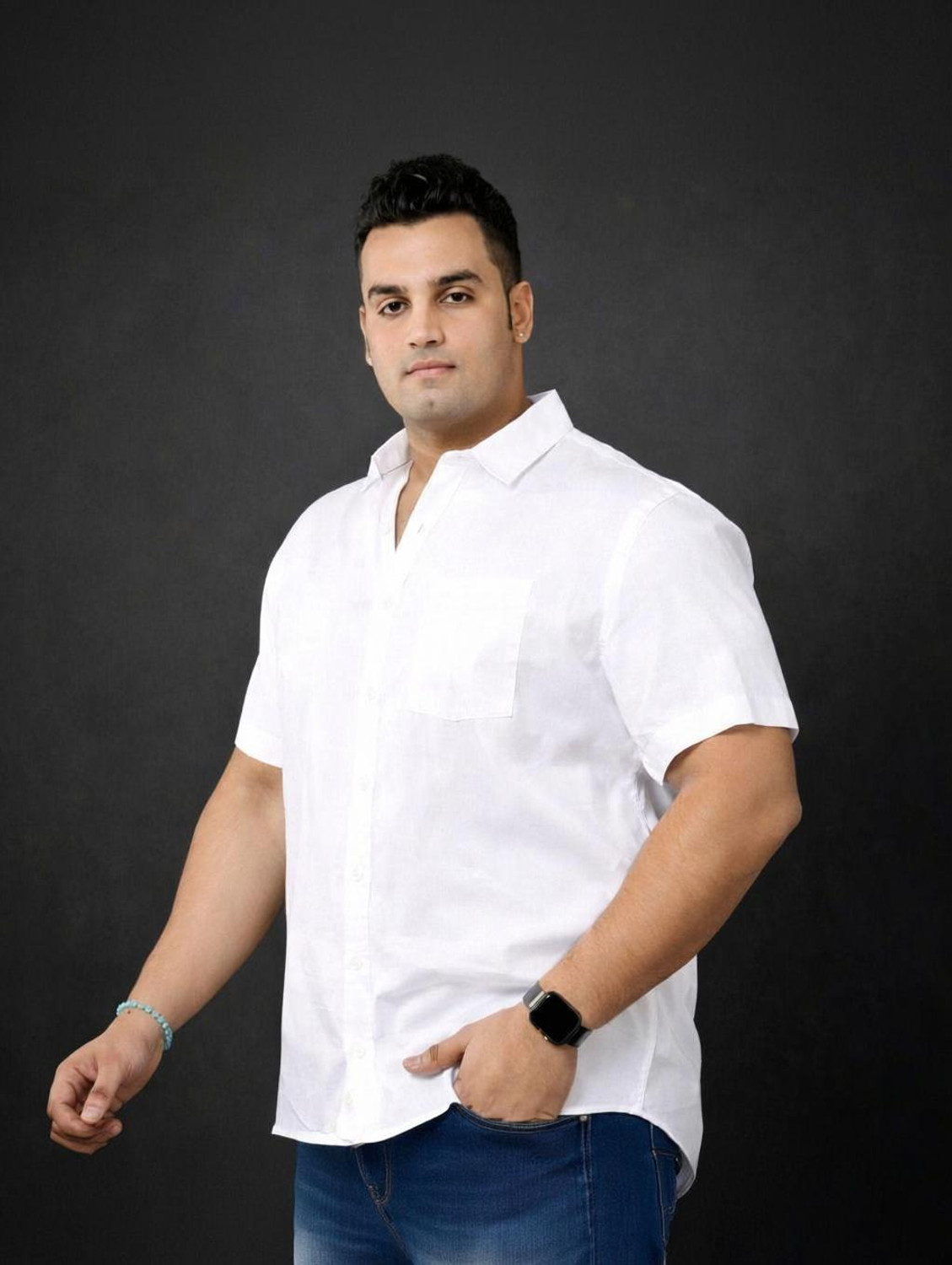 Image of FAHION STYLE VALLA Men Solid Casual White Shirt