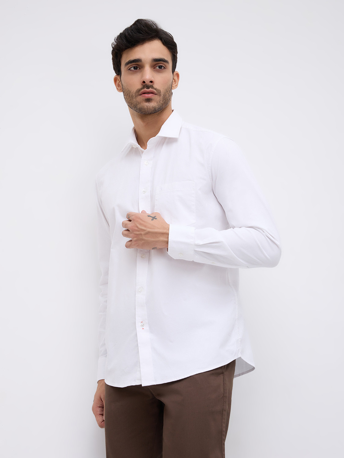 Image of KILLER Men Solid Casual White Shirt
