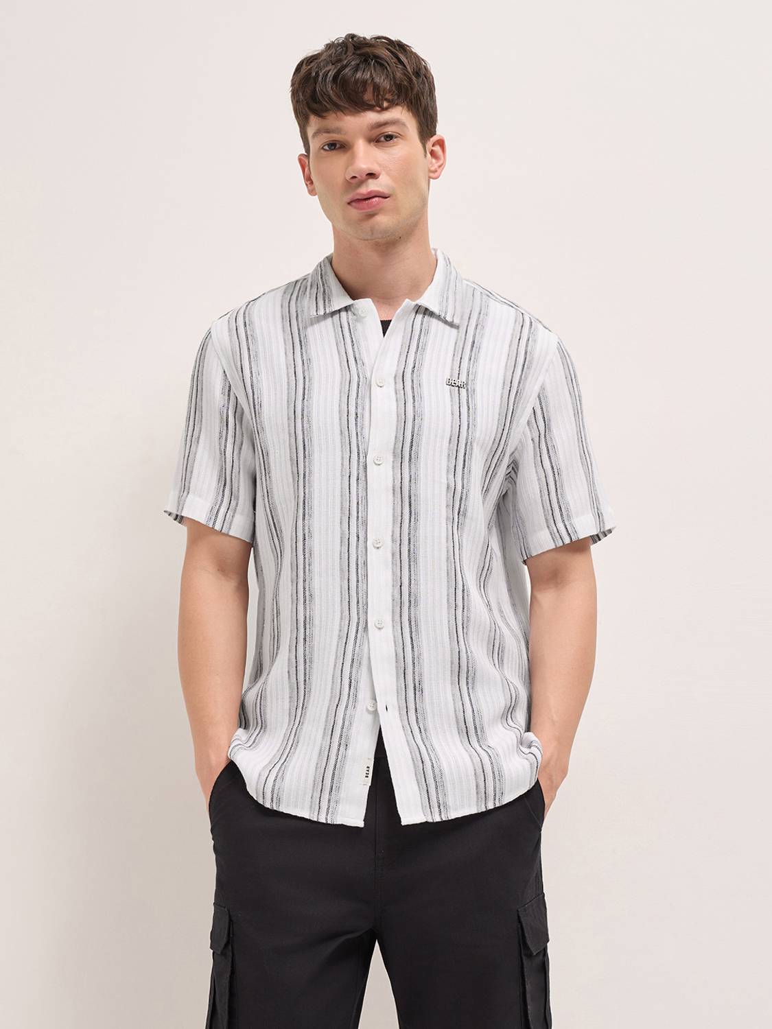 THE BEAR HOUSE Men Striped Casual White Shirt