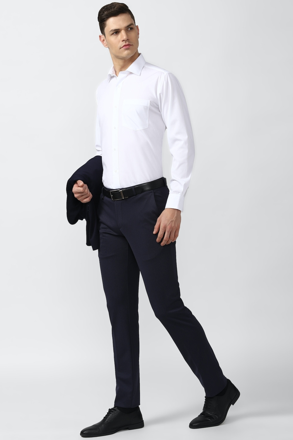 Image of VAN HEUSEN Men Solid Formal White Shirt
