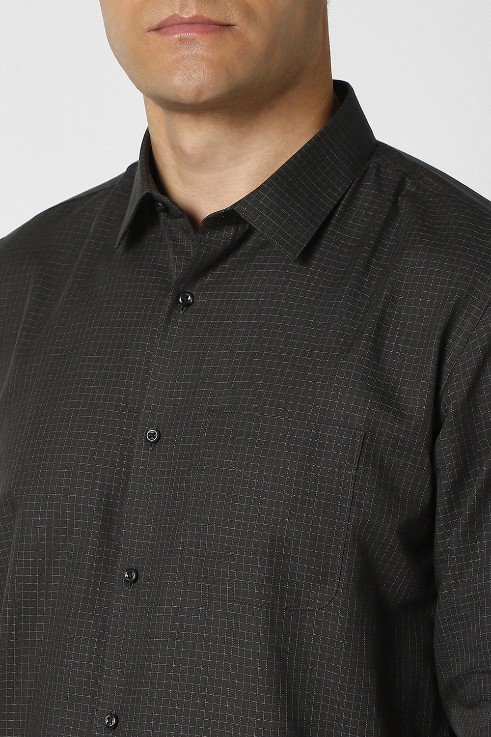 Image of PETER ENGLAND Men Slim Fit Checkered Formal Shirt