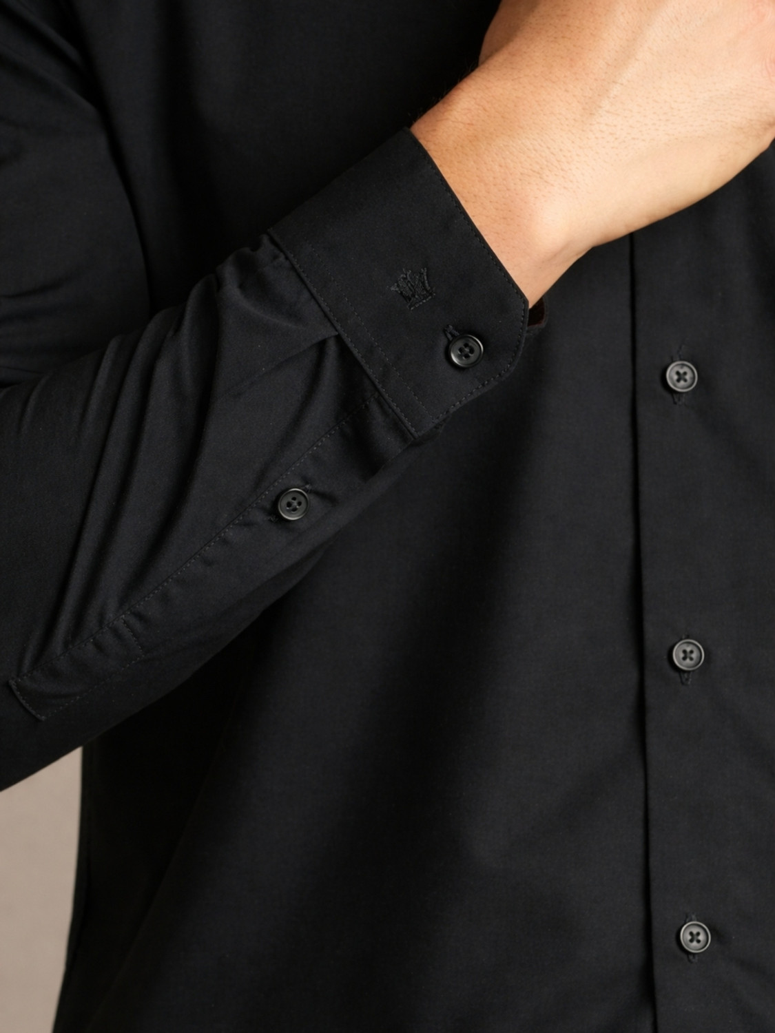 Image of LOUIS PHILIPPE Men Solid Casual Black Shirt