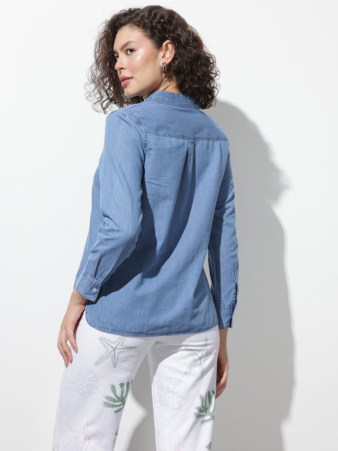 Image of Roadster Women Regular Fit Solid Spread Collar Casual Shirt