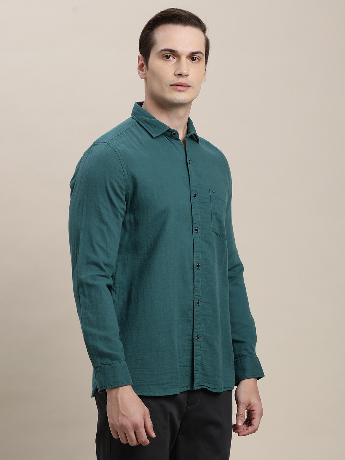 Image of TURTLE Men Solid Casual Green Shirt