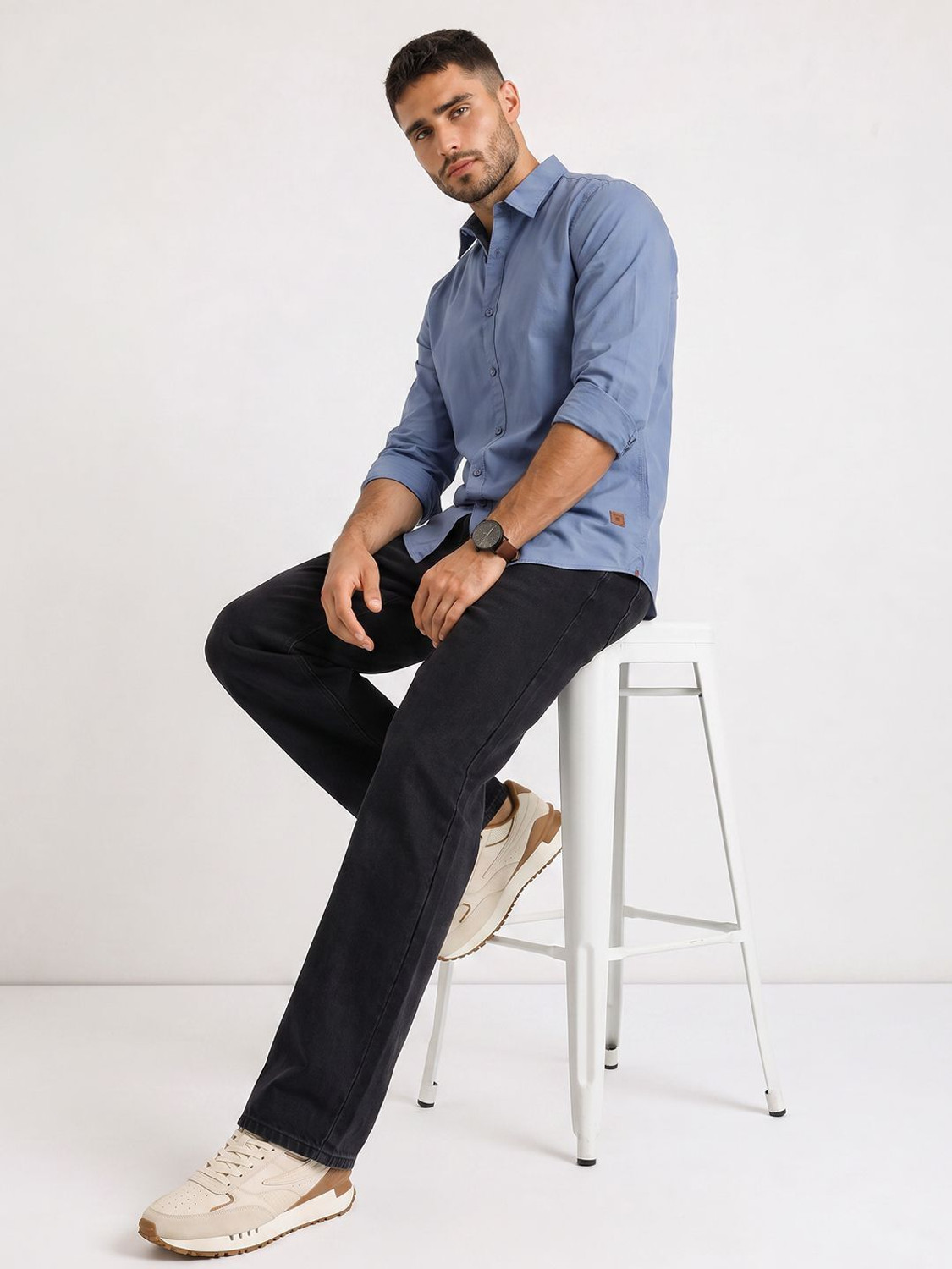 Image of Roadster Men Solid Casual Blue Shirt