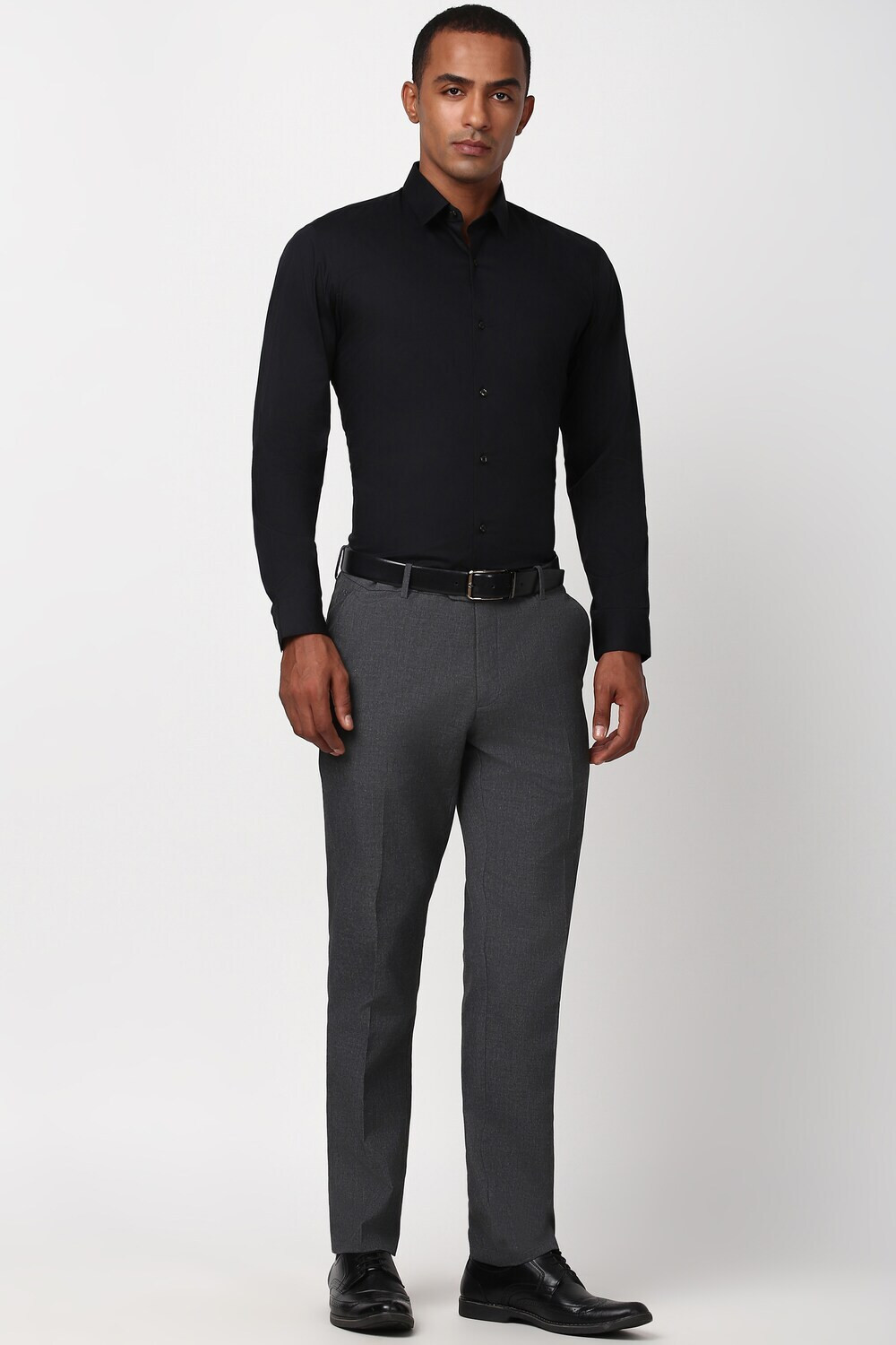 Image of PETER ENGLAND Men Solid Formal Black Shirt
