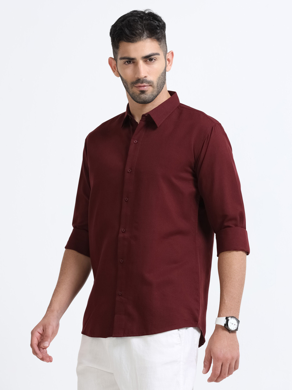 Image of WHISQ Men Solid Casual Maroon Shirt