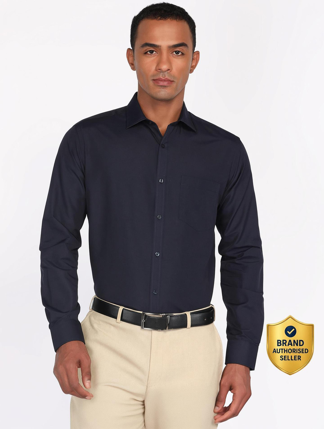 Image of PARK AVENUE Men Slim Fit Solid Cut Away Collar Formal Shirt