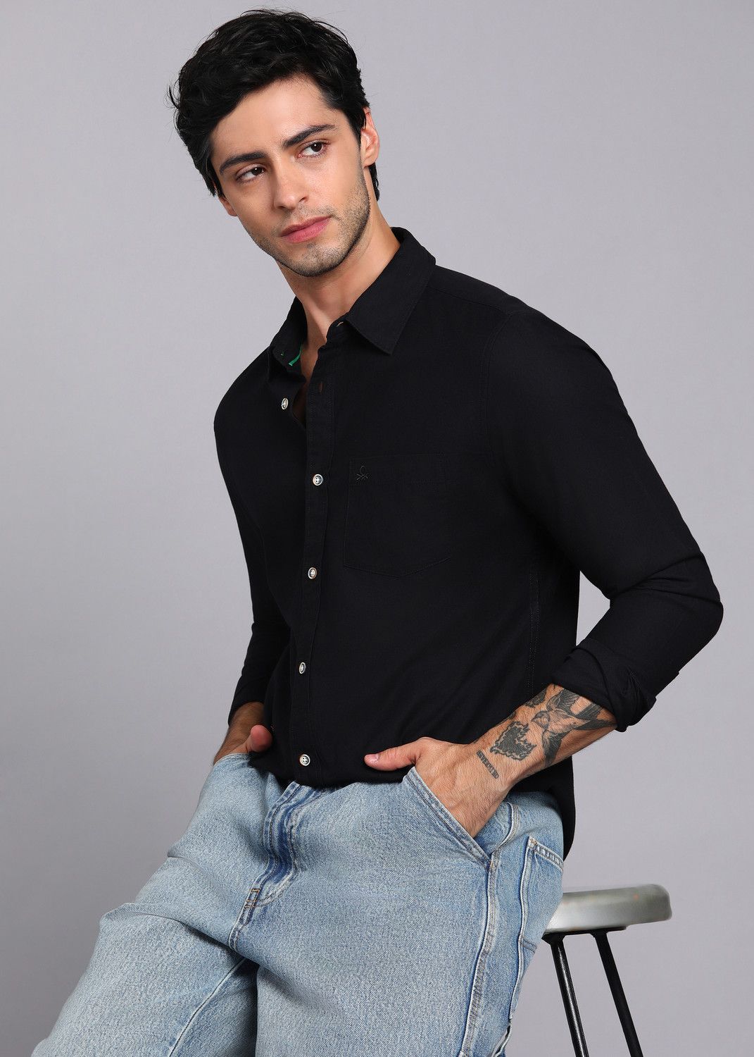 Image of United Colors of Benetton Men Solid Casual Black Shirt