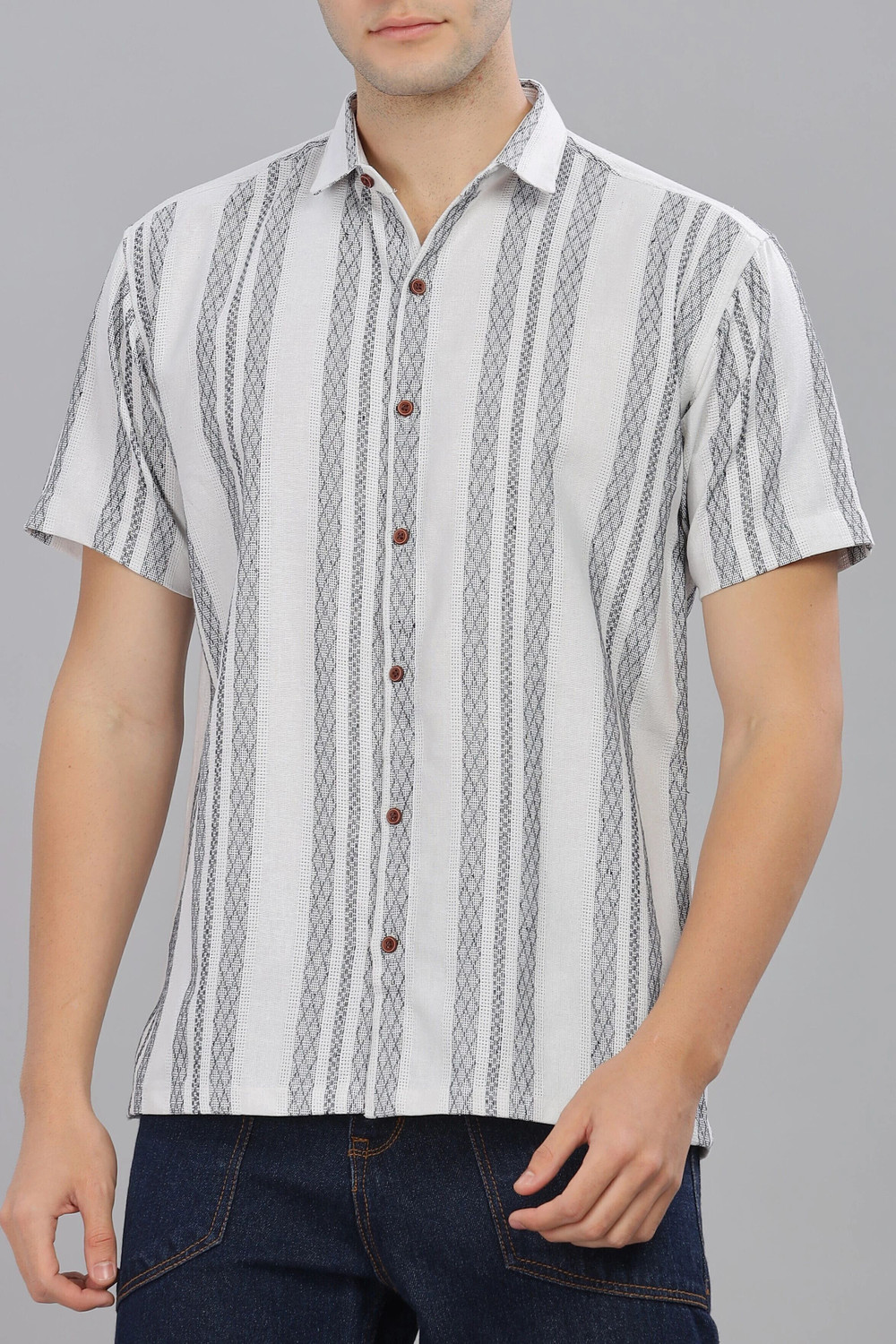 Image of MILDIN Men Striped Casual White Shirt