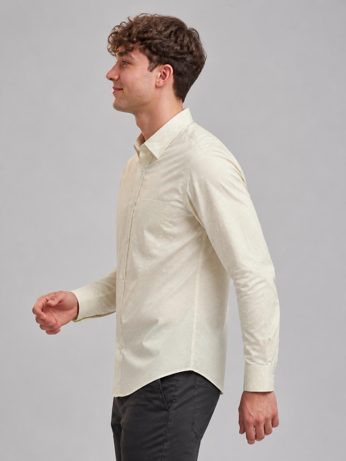 Image of PETER ENGLAND Men Slim Fit Printed Casual Shirt