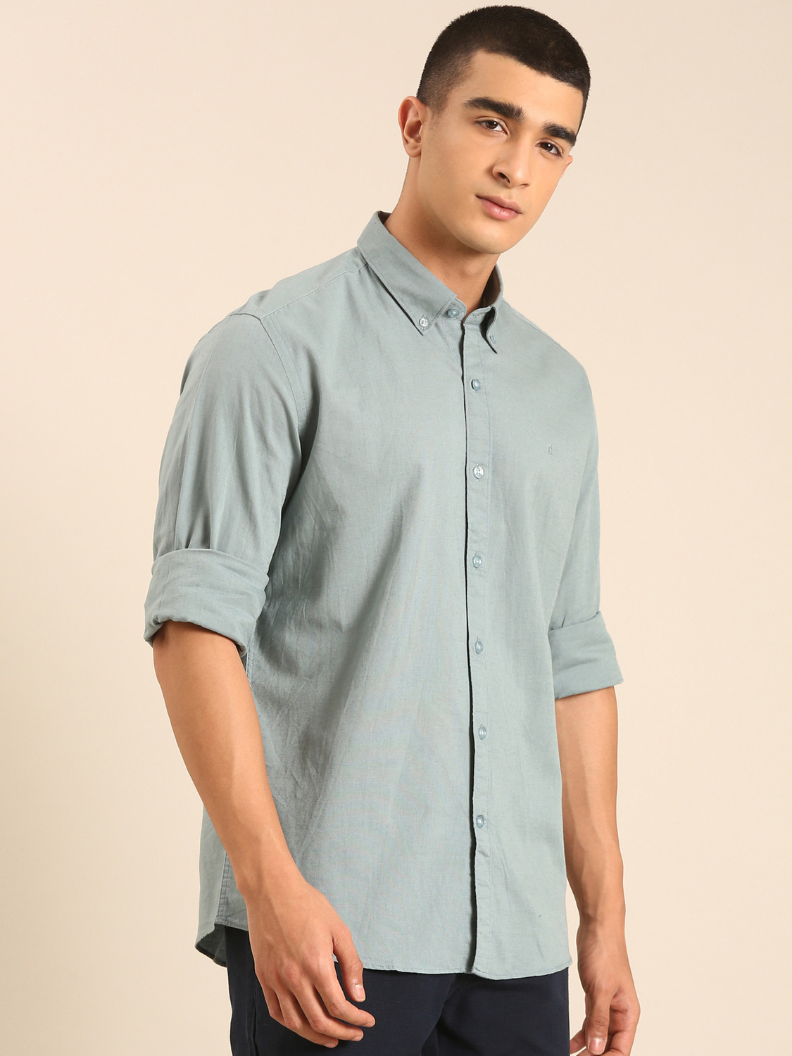 Image of CAVALLO BY LINEN CLUB Men Slim Fit Solid Button Down Collar Casual Shirt