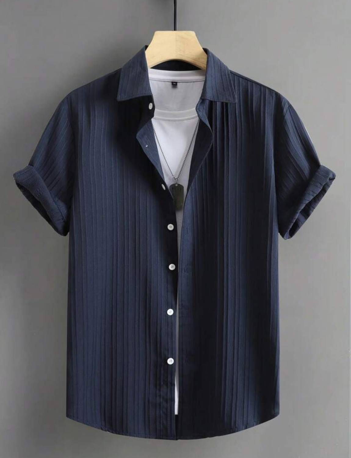 BlueMatrix Men Regular Fit Solid Spread Collar Casual Shirt