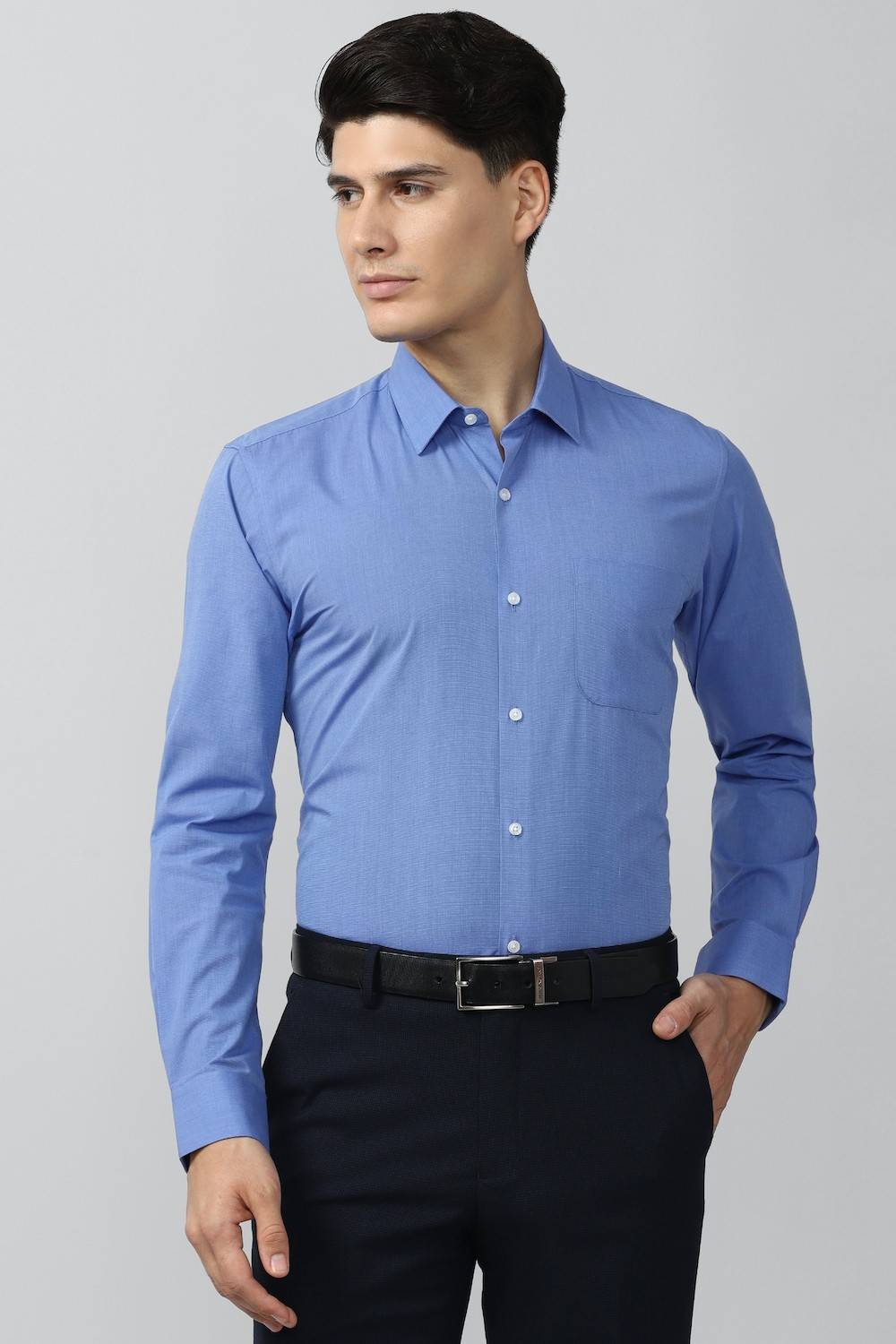 PETER ENGLAND Men Slim Fit Solid Spread Collar Formal Shirt