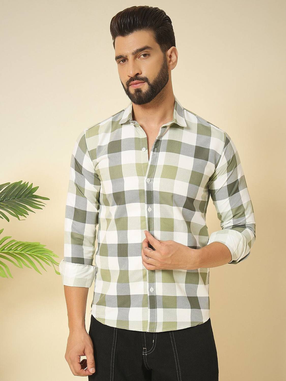 youth first Men Regular Fit Checkered Spread Collar Casual Shirt