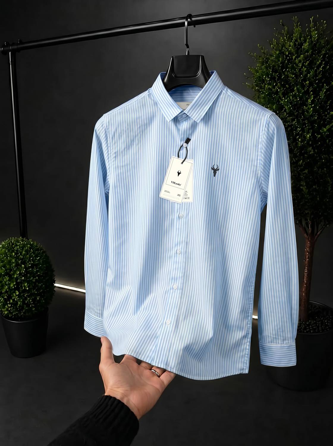 vdlooks Men Striped Casual Blue Shirt - Image 1