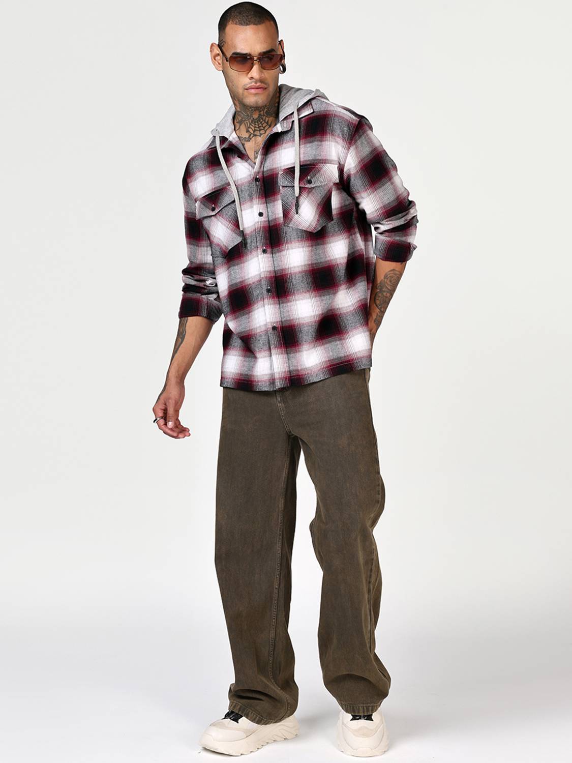 Bewakoof Men Checkered Casual Maroon Shirt - Image 4