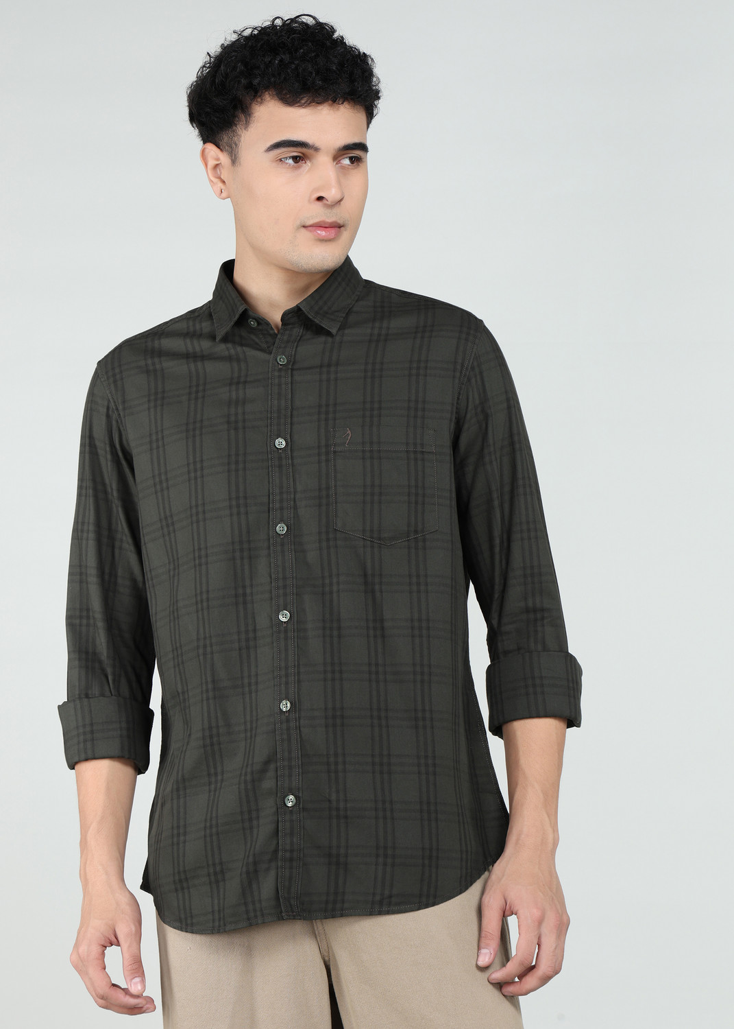 Image of INDIAN TERRAIN Men Checkered Casual Green Shirt