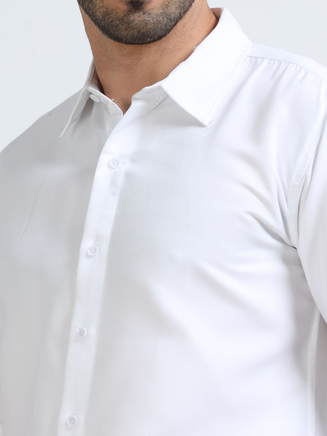 Image of VASTRAWEAR Men Solid Casual White Shirt