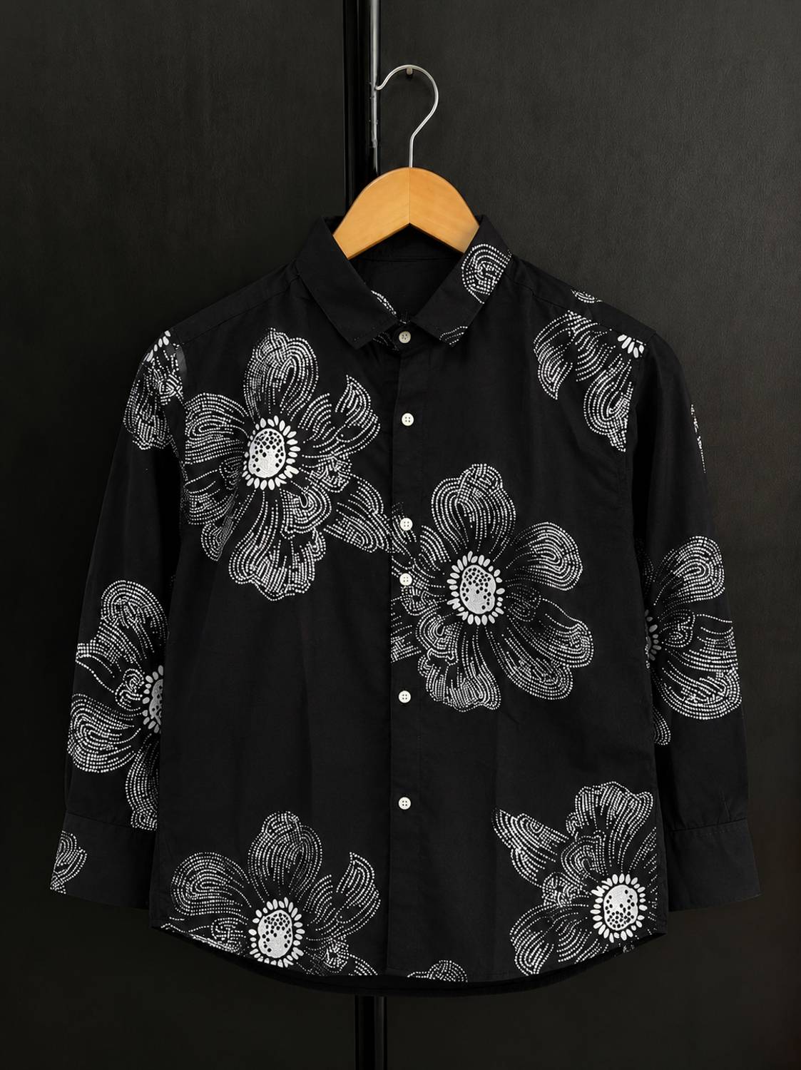 METRONAUT Men Black Floral Print Shirt - Image 1