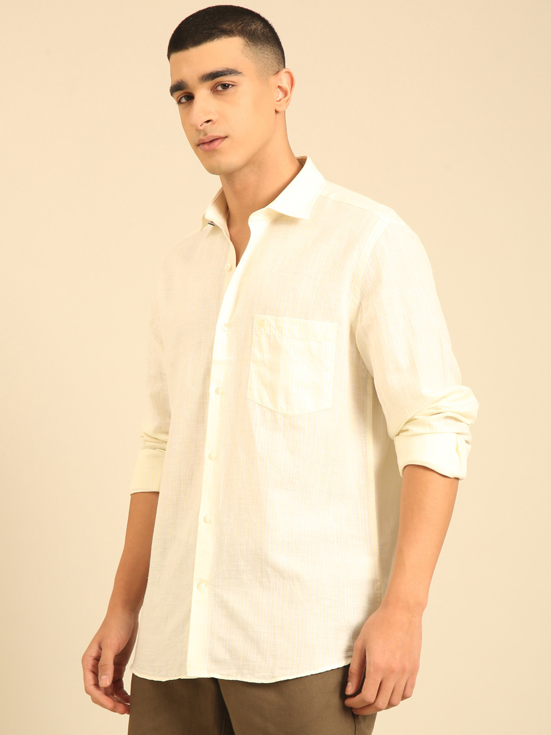 Image of CAVALLO BY LINEN CLUB Men Regular Fit Solid Casual Shirt