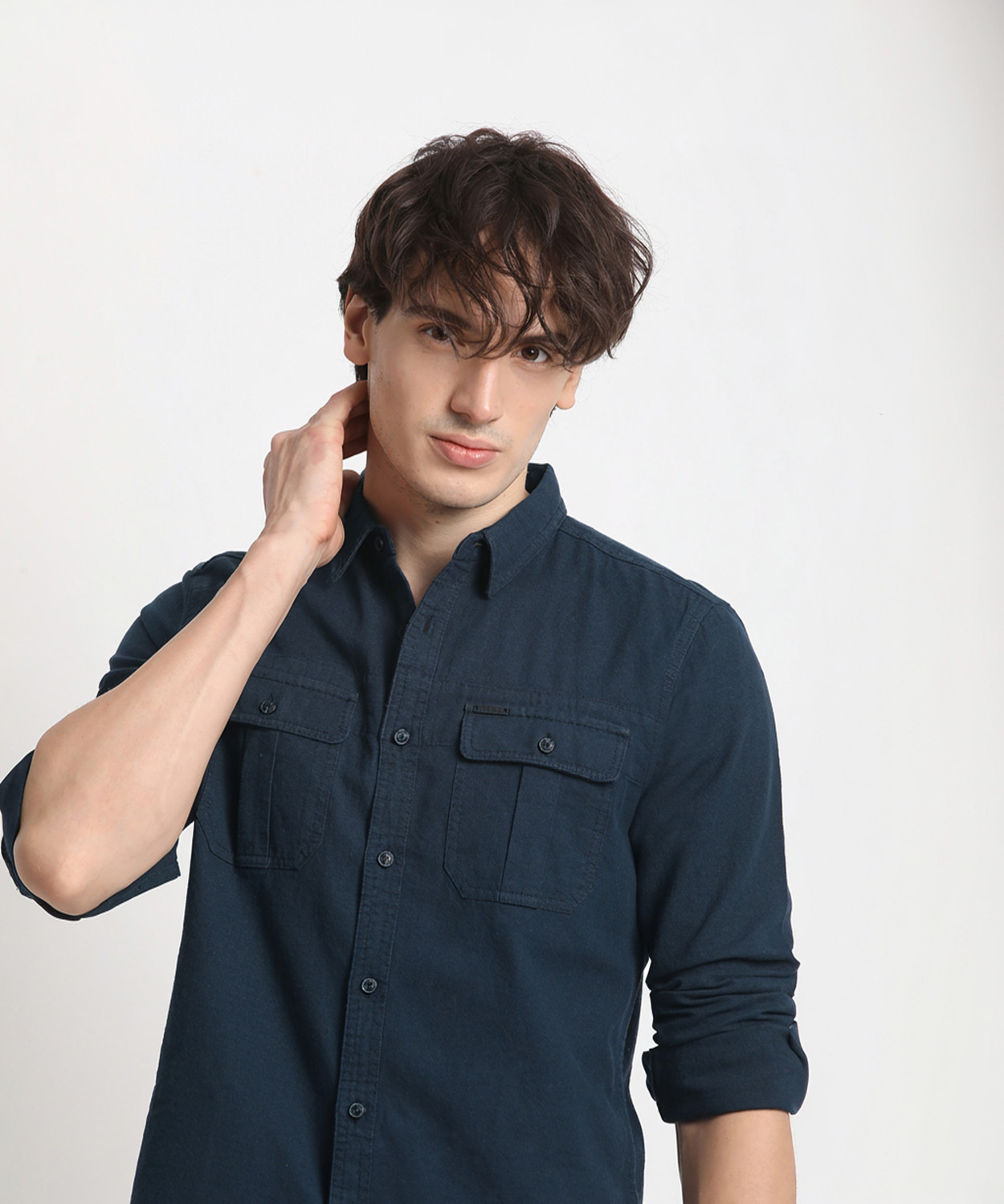 Image of THE BEAR HOUSE Men Solid Casual Blue Shirt