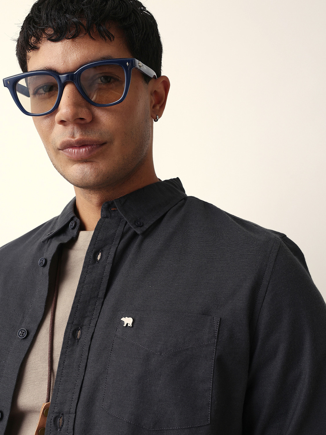 Image of THE BEAR HOUSE Men Solid Casual Black Shirt