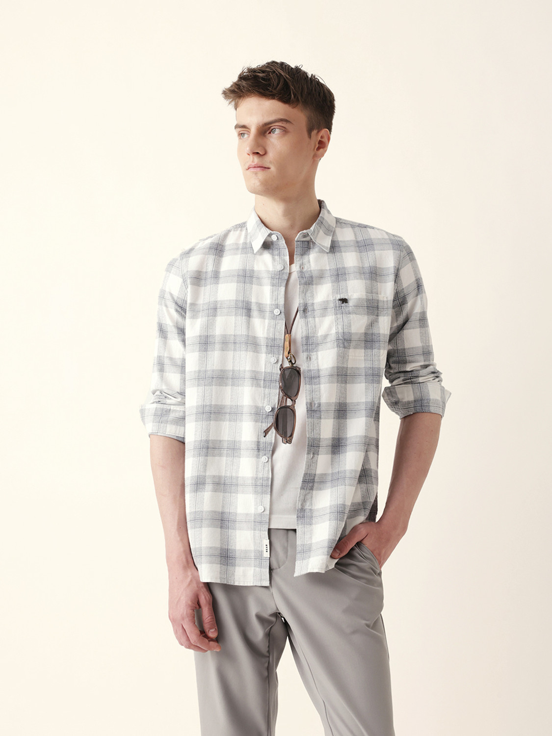 Image of THE BEAR HOUSE Men Checkered Casual Grey Shirt