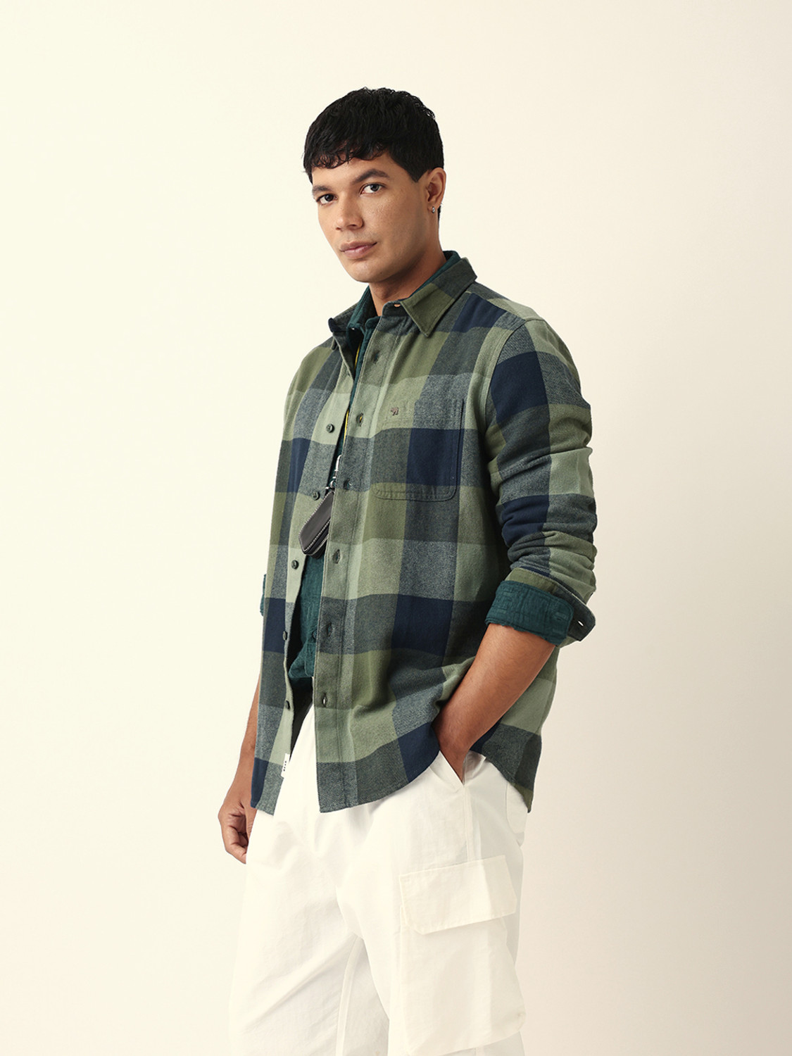 Image of THE BEAR HOUSE Men Checkered Casual Green Shirt