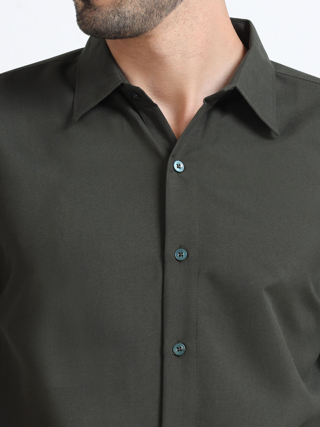 Image of VASTRAWEAR Men Solid Casual Green Shirt