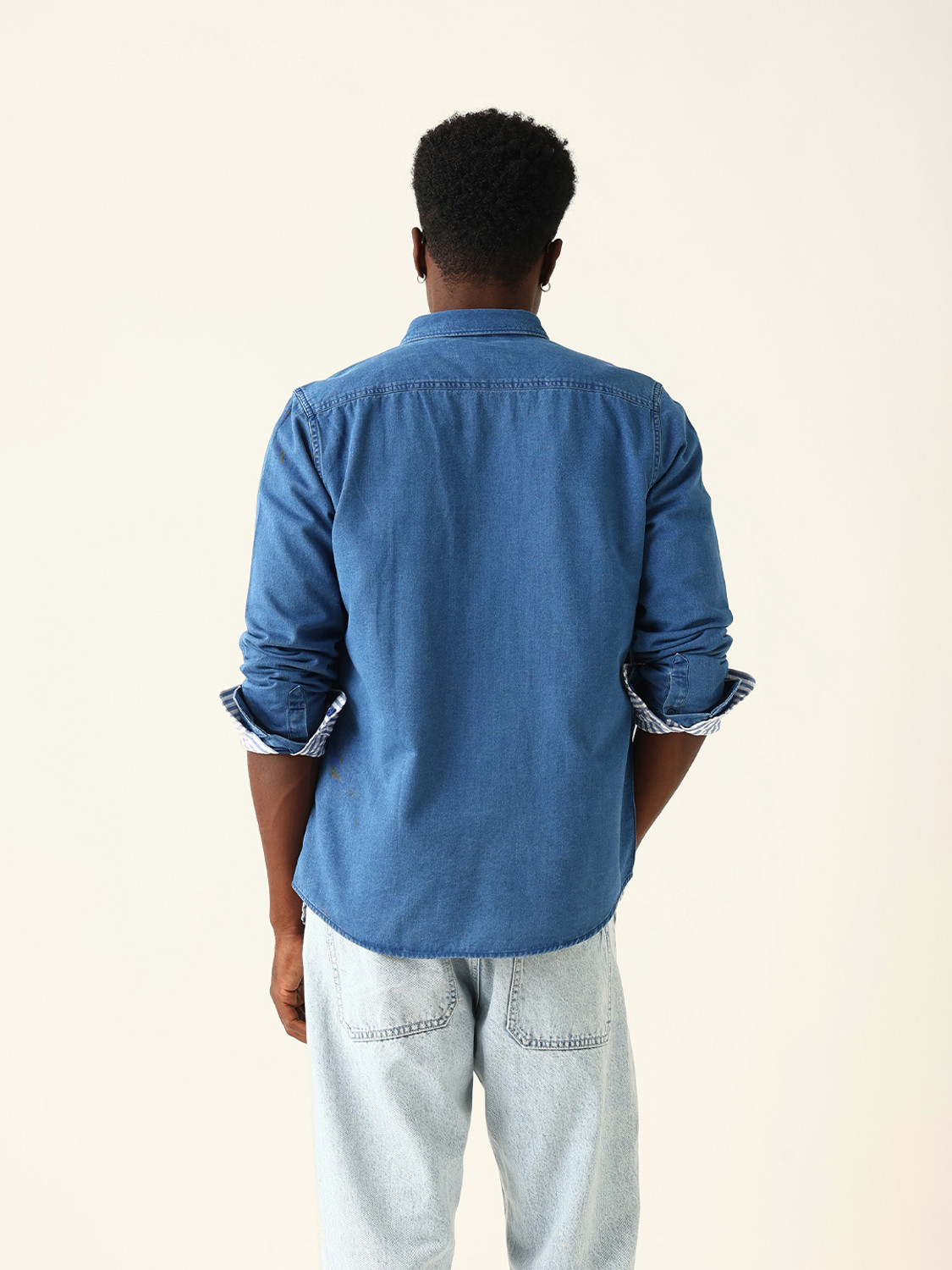 Image of THE BEAR HOUSE Men Solid Casual Blue Shirt