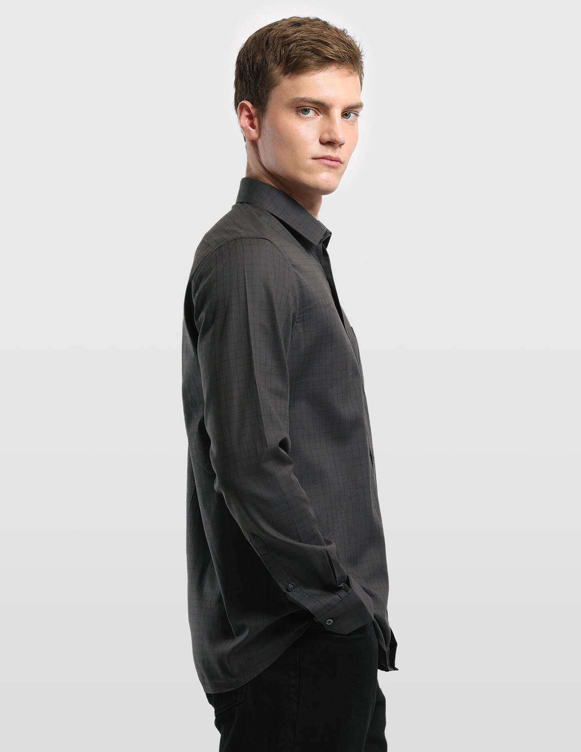 Image of ARROW Men Slim Fit Checkered Spread Collar Casual Shirt