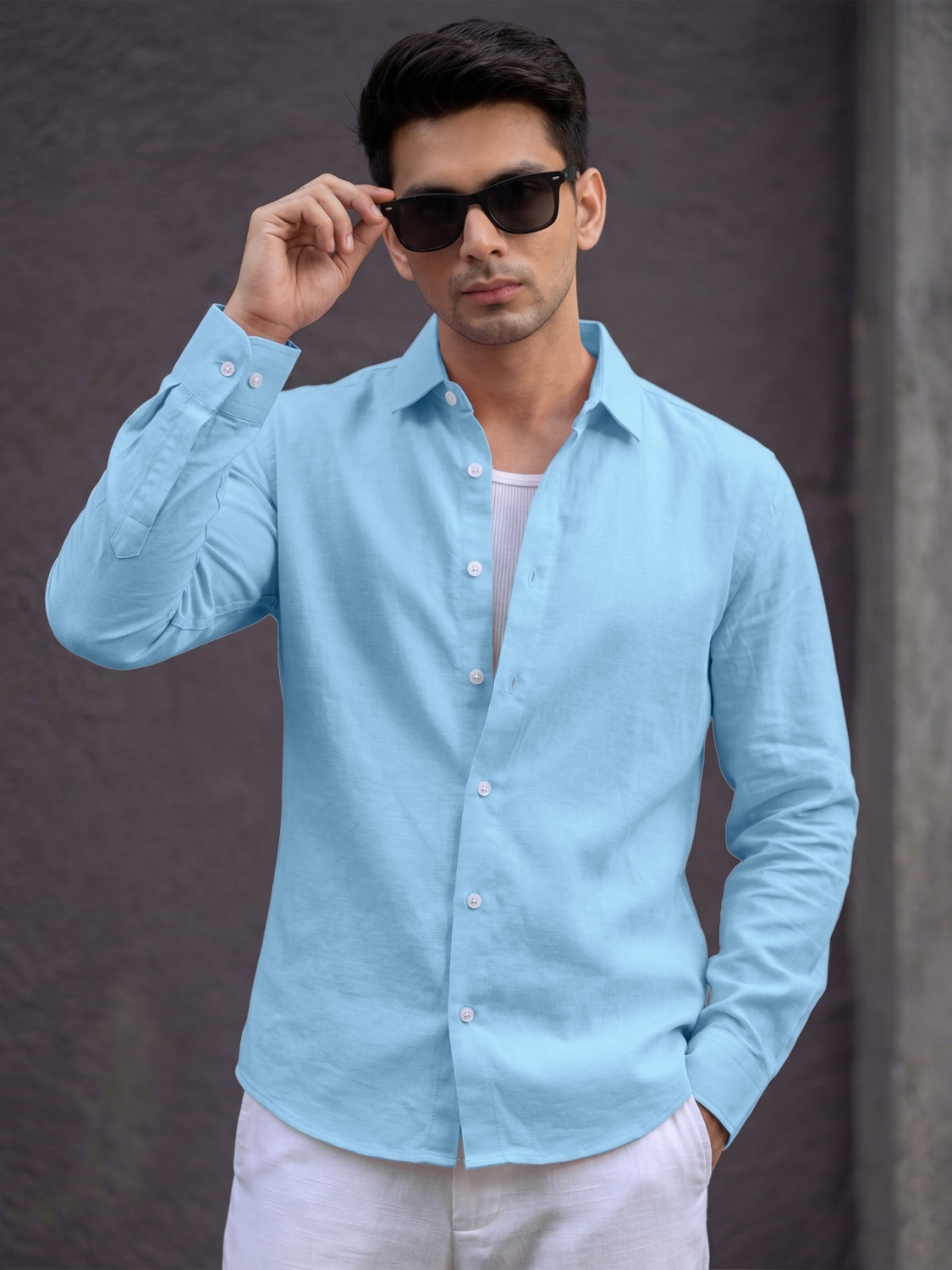Image of Roadster Men Solid Casual Blue Shirt
