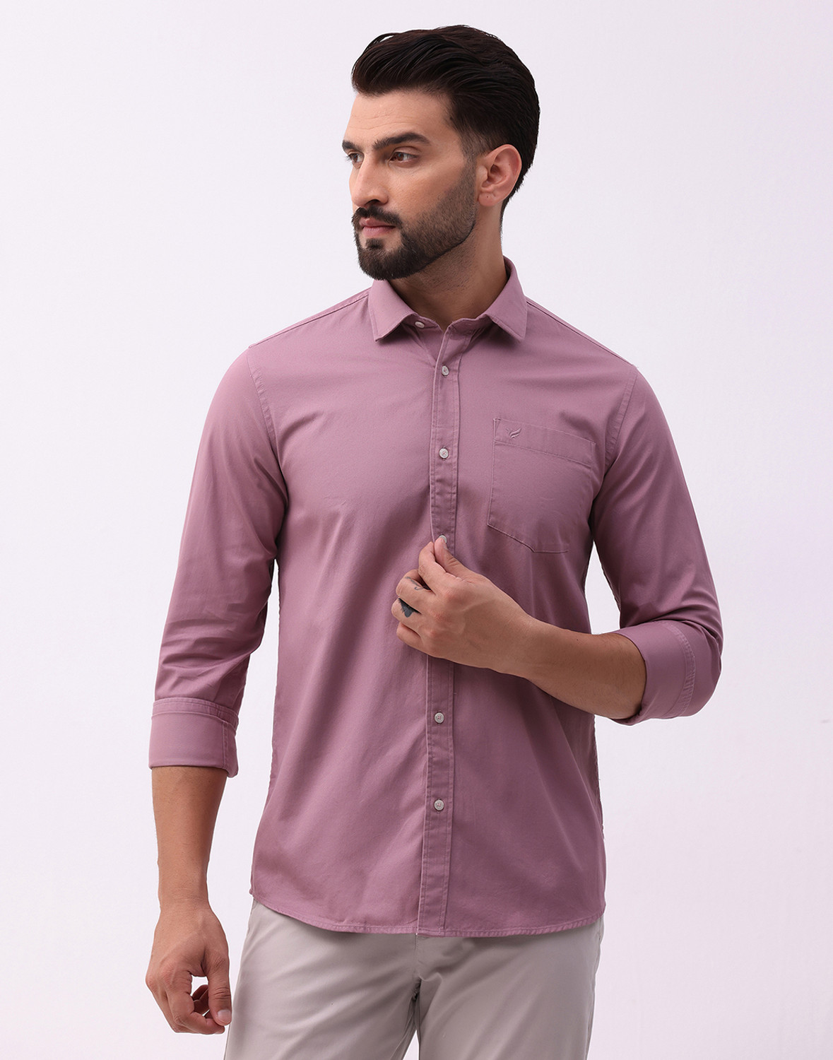 Image of Blackberrys Men Slim Fit Solid Cut Away Collar Casual Shirt