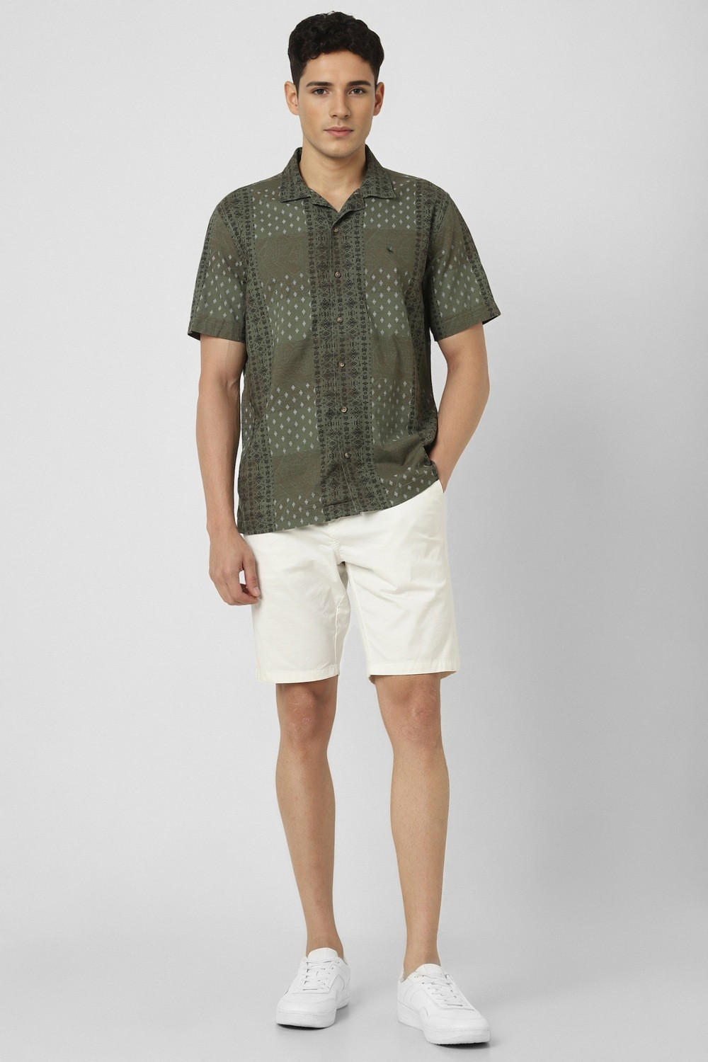 Image of PETER ENGLAND Men Printed Casual Green Shirt