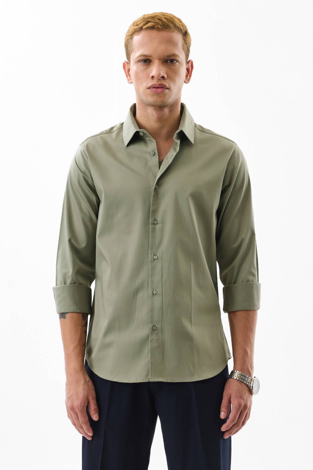 Snitch Men Slim Fit Solid Spread Collar Casual Shirt