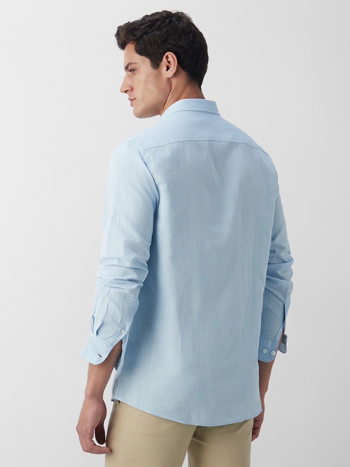 Image of PETER ENGLAND Men Solid Casual Light Blue Shirt