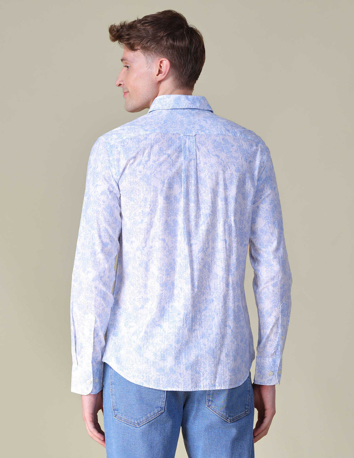 Image of U.S. POLO ASSN. Men Tailored Fit Floral Print Cut Away Collar Casual Shirt