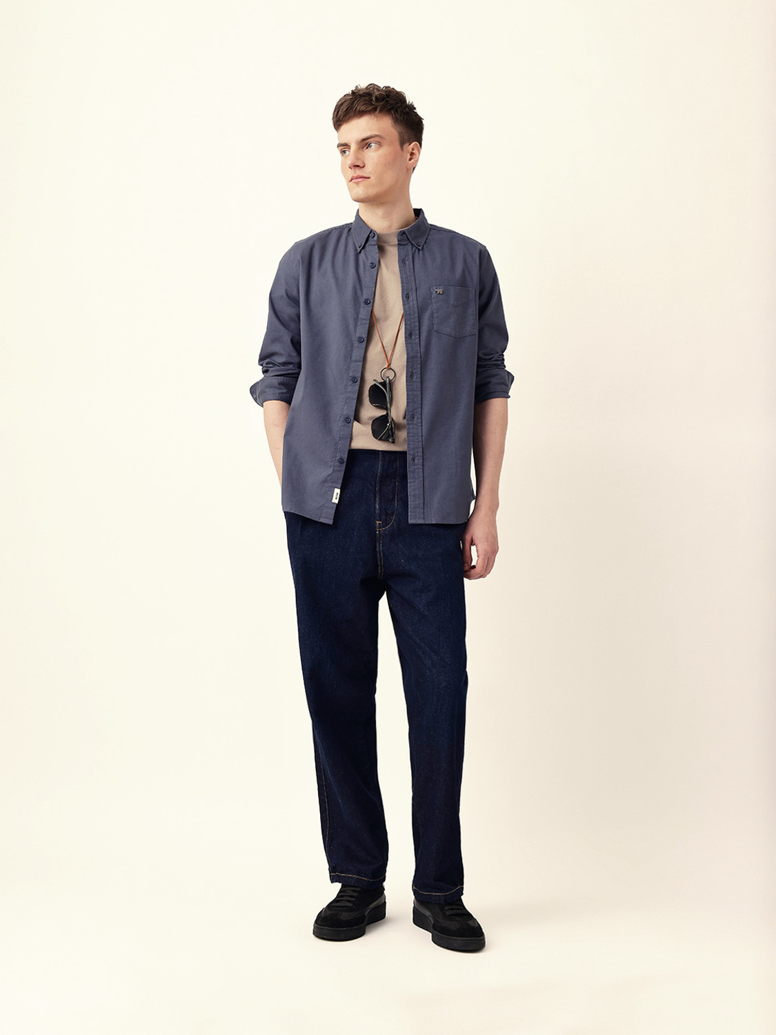 Image of THE BEAR HOUSE Men Solid Casual Blue Shirt