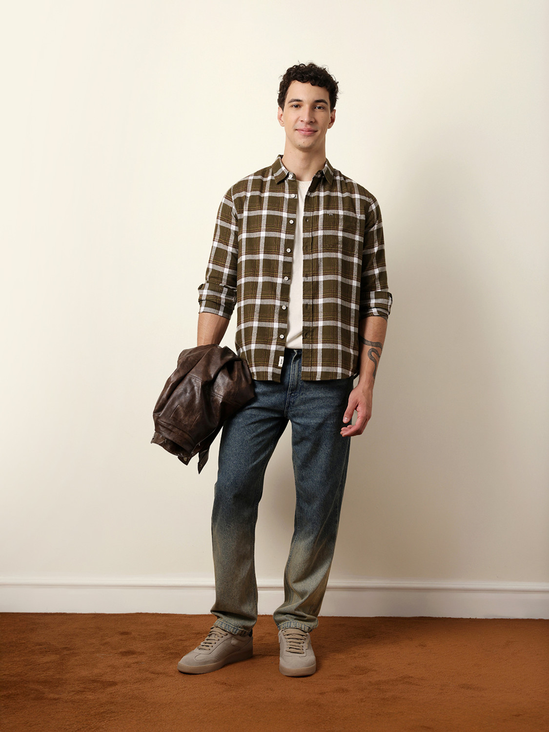 Image of THE BEAR HOUSE Men Checkered Casual Green Shirt