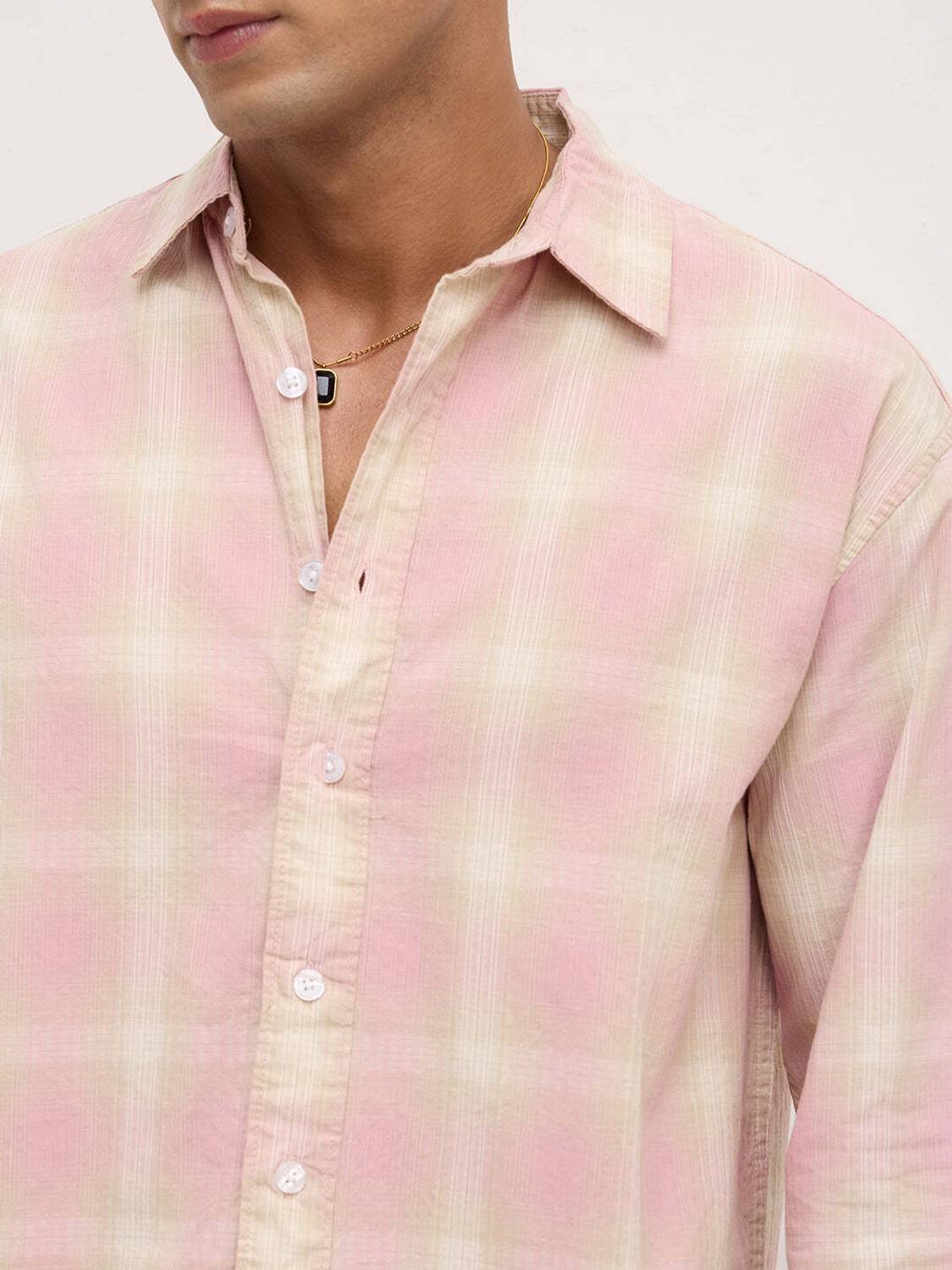 VASTRADO Men Checkered Pink Shirt - Image 3
