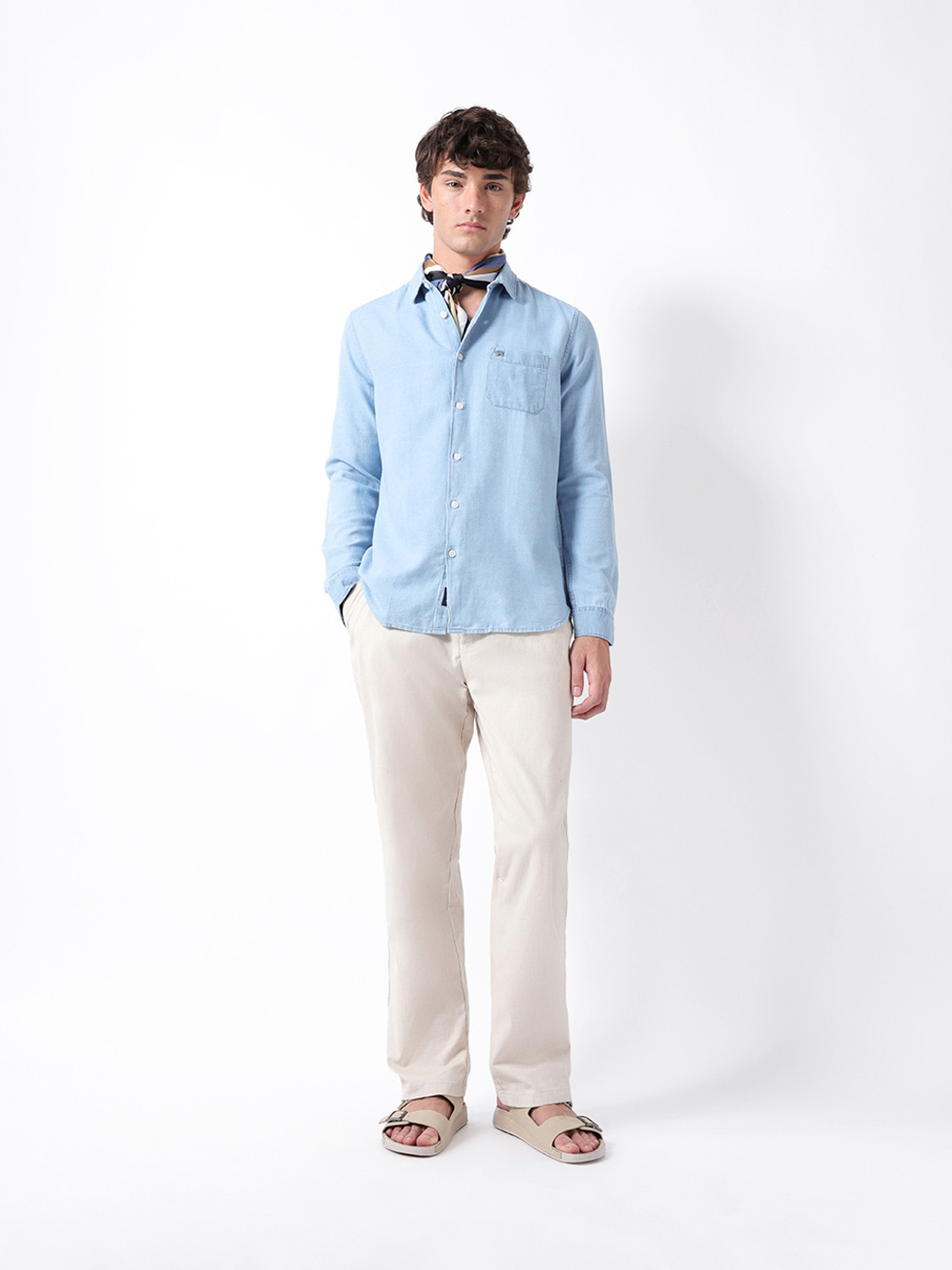 Image of THE BEAR HOUSE Men Solid Casual Blue Shirt