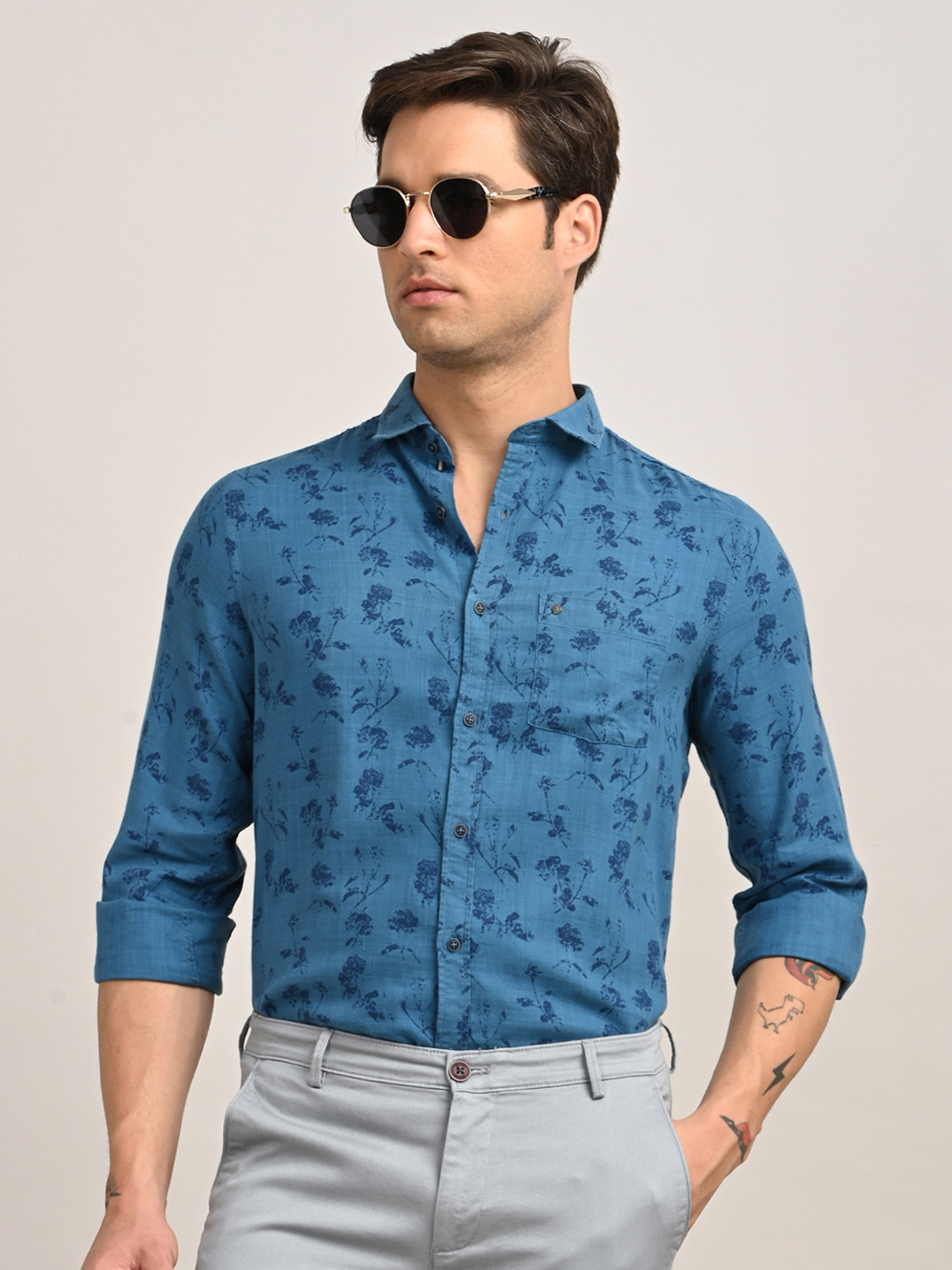 Image of TURTLE Men Floral Print Casual Blue Shirt