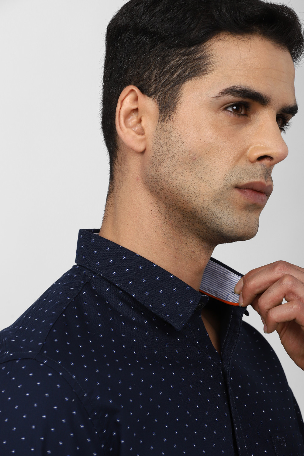 Image of PETER ENGLAND Men Slim Fit Printed Casual Shirt