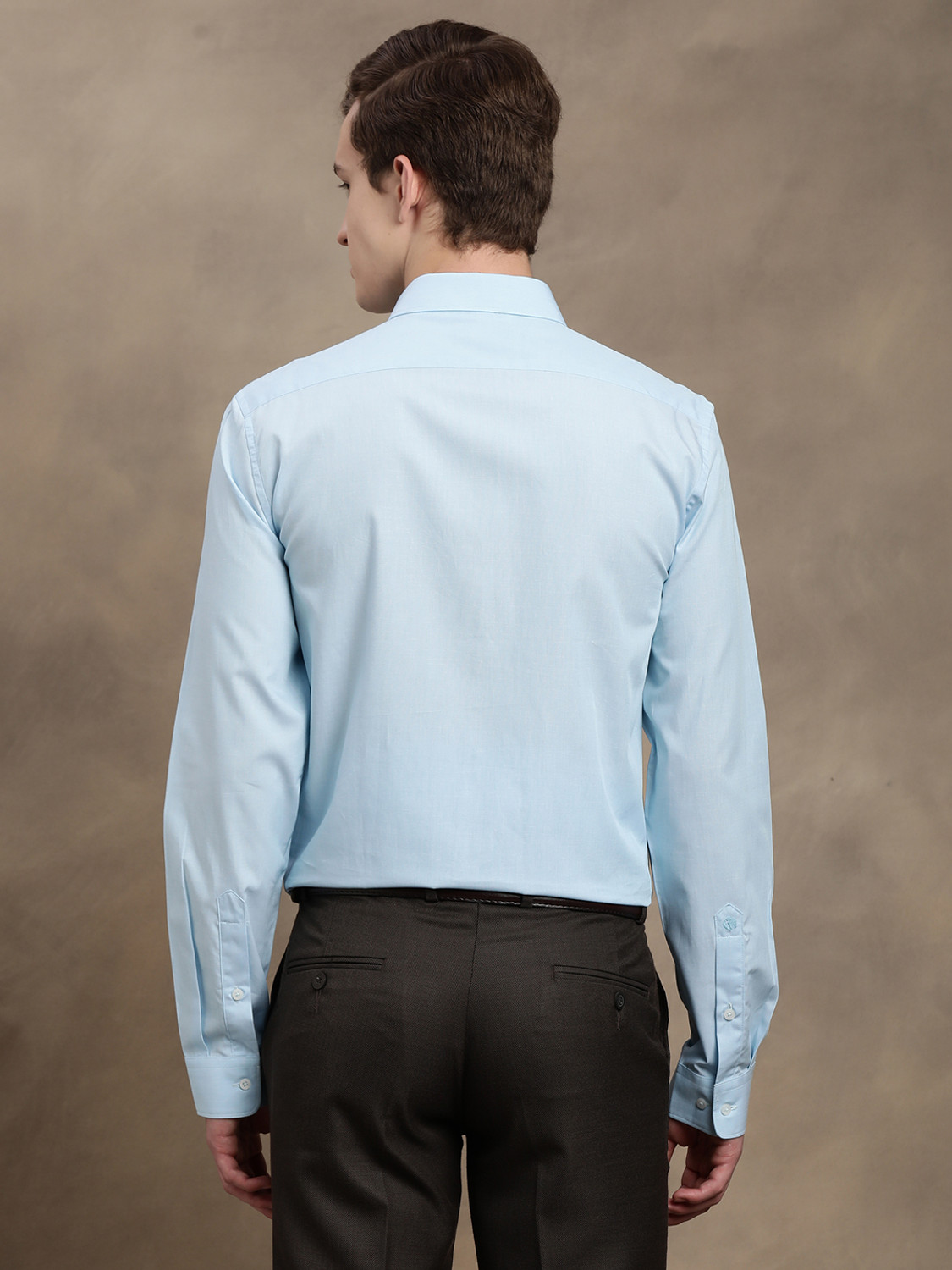 Image of TURTLE Men Solid Formal Light Blue Shirt