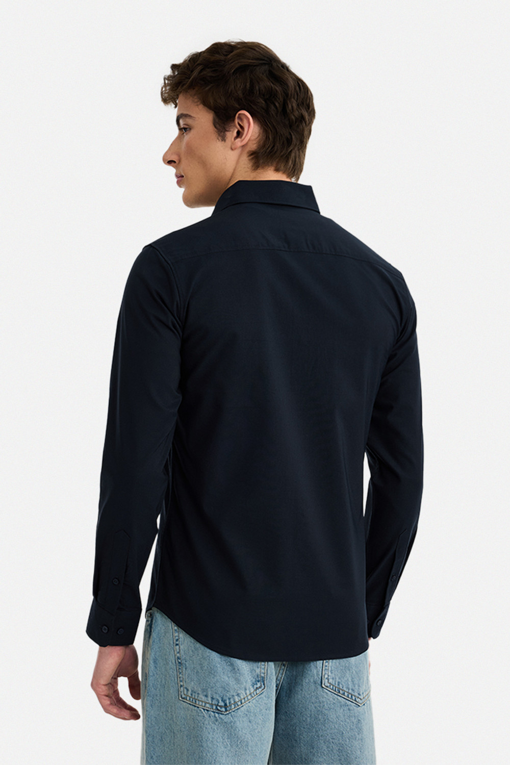 Image of Snitch Men Slim Fit Solid Spread Collar Casual Shirt