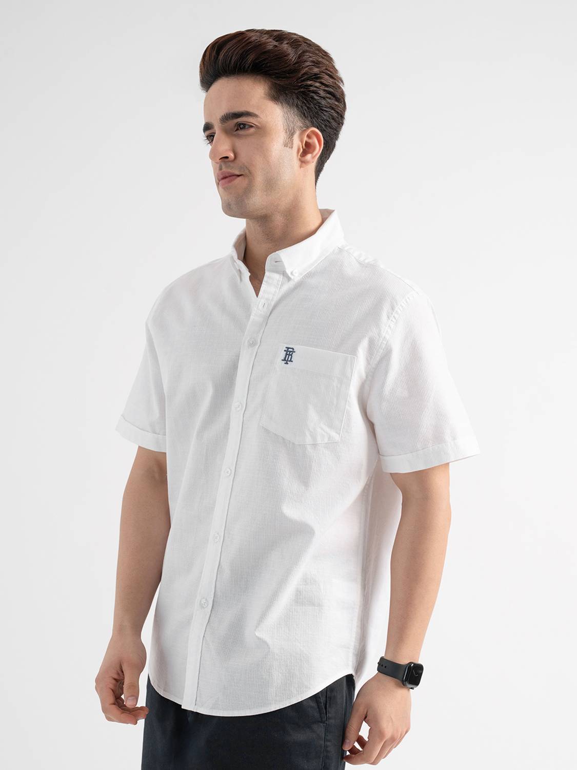 RED TAPE Men Solid Casual White Shirt - Buy RED TAPE Men Solid